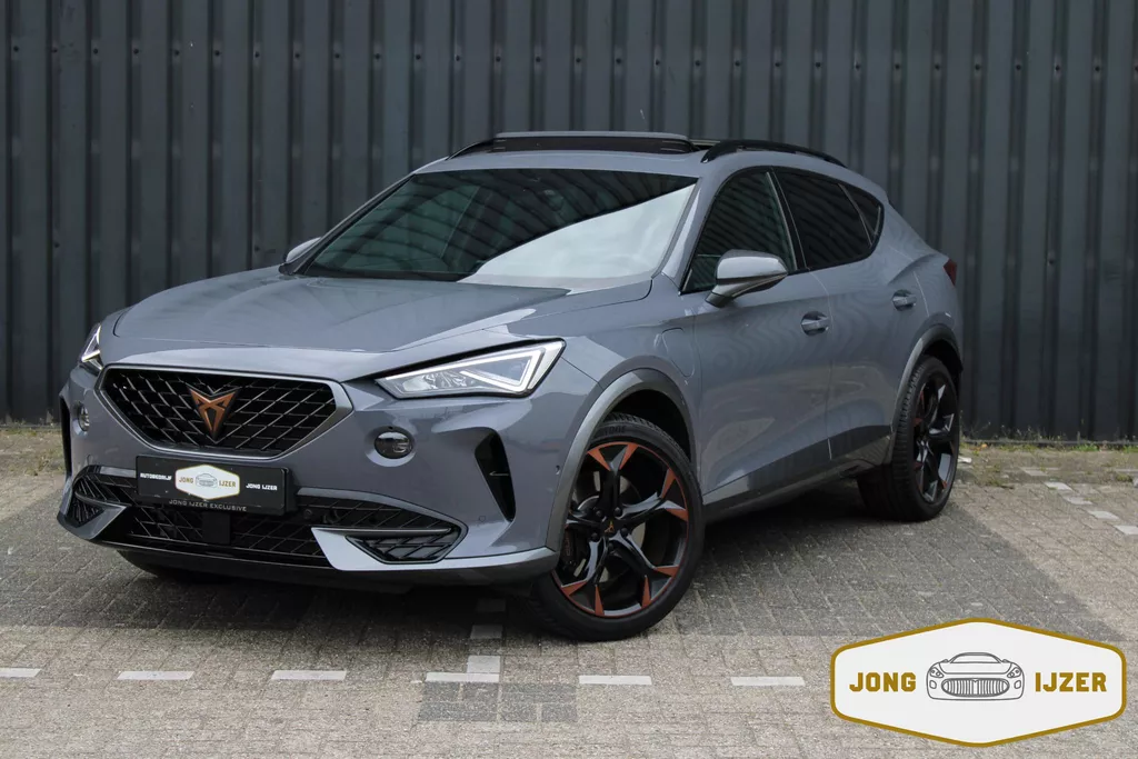 CUPRA Formentor 1.4 e-Hybrid VZ Copper PANO SFEER CAMERA